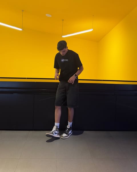 Black T-shirt